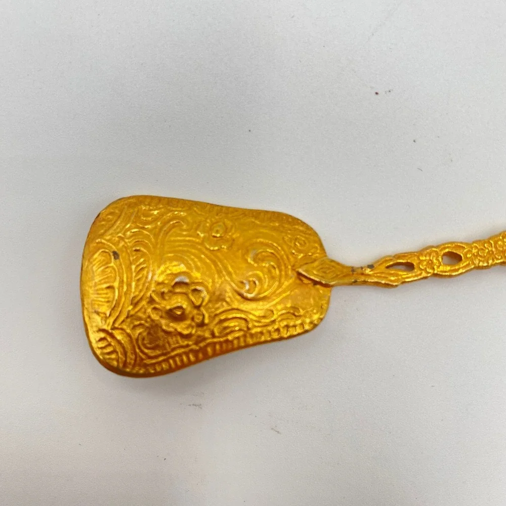 Balmoral Castle Souvenir Spoon Gold Tone Collectible Decorative‎